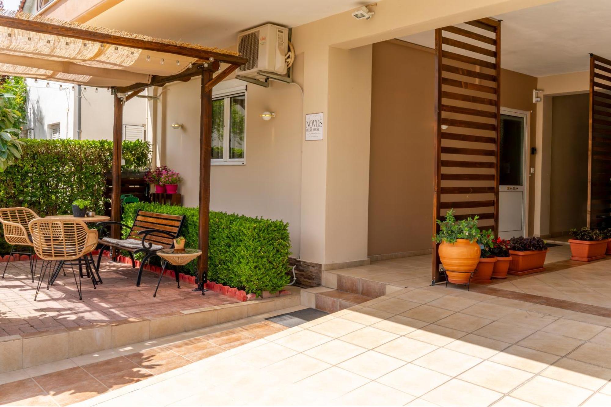 Novos Guesthouse Meteora Каламбака Екстер'єр фото